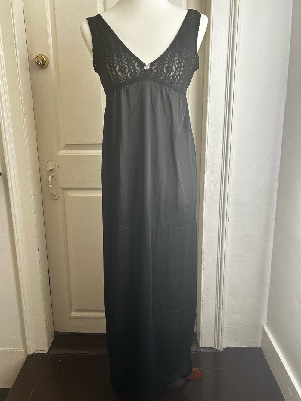 Vintage 1970s Black Sheer Nylon Lace Empire Nightgown Maxi Dress XS/S